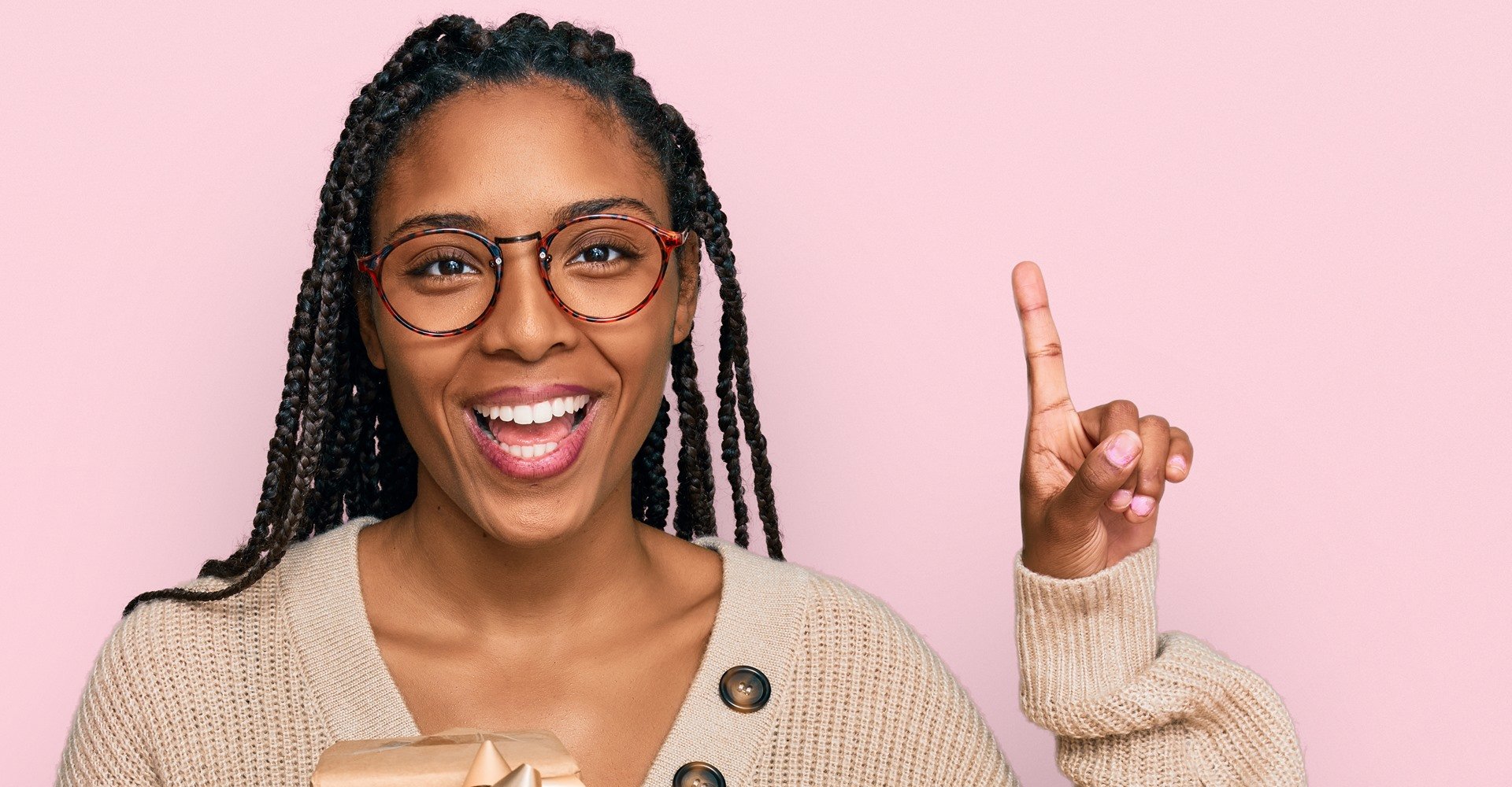 1406 Mulher Com Box Braids